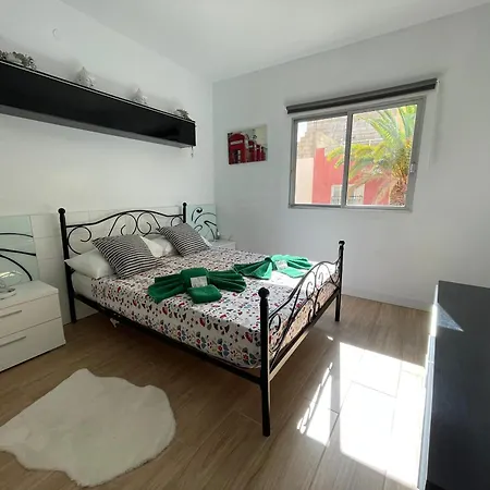 Cristianos Apartment *